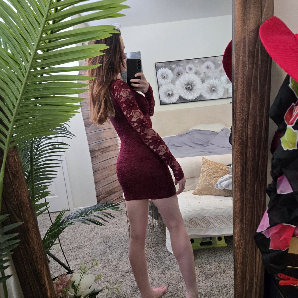 Burgundy Mini Dress With Lace Detailed Long Sleeve - Fits Like XS (Arms Tight!)